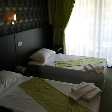 Gold Hotel Guzelcamlı