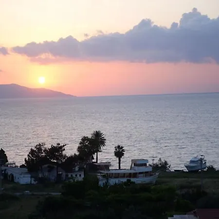 מלון Gold קוסדסי